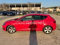 Usado Seat Leon FR 125 CV (91 kW) 2014 Rojo Berlina