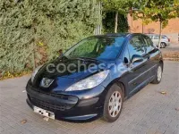 Usado Peugeot 207 75 CV (55 kW) 2007 Negro Berlina