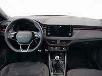 Usado Skoda Scala 115 CV (84 kW) 2025 Gris Utilitario