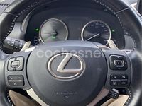 Usado Lexus NX300h Luxury Line 197 CV (144 kW) 2019 Granate SUV