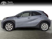 Usado Toyota Aygo X Play 72 CV (52 kW) 2024 Gris / plata SUV