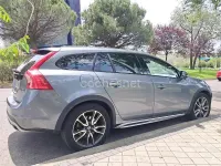 Usado Volvo V60 CC 190 CV (139 kW) 2016 Gris / plata Familiar