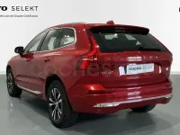 Usado Volvo XC60 Core 350 CV (257 kW) 2024 Rojo SUV