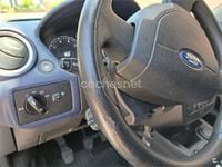 Usado Ford Fiesta 80 CV (58 kW) 2007 Azul Utilitario