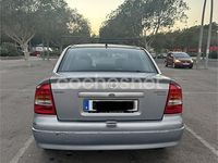 Usado Opel Astra Elegance 100 CV (73 kW) 2002 Gris / plata Berlina