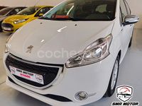 Usado Peugeot 208 Style 82 CV (60 kW) 2014 Blanco Utilitario