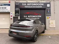 Usado Porsche Cayenne 470 CV (345 kW) 2024 Gris / plata SUV