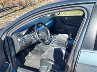 Usado VW Passat 150 CV (110 kW) 2019 Gris / plata Berlina