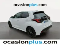 Usado Toyota Yaris Plus 116 CV (85 kW) 2023 Blanco Utilitario