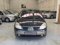 Usado Renault Grand Scénic II Privilege 115 CV (84 kW) 2005 Negro Monovolumen