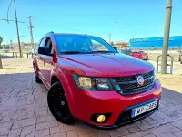 Usado Fiat Freemont Black Code 170 CV (125 kW) 2015 Rojo SUV