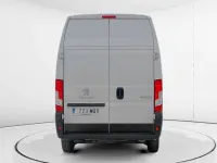 Usado Peugeot Boxer S 140 CV (102 kW) 2023 Blanco Van