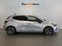 Usado Renault Clio Zen 91 CV (66 kW) 2021 Gris/plata Utilitario