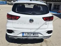 Usado MG ZS Comfort 106 CV (77 kW) 2022 Blanco SUV