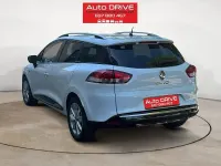 Usado Renault Clio Zen 90 CV (66 kW) 2017 Blanco Familiar