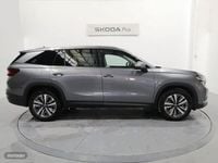 Usado Skoda Kodiaq Selection 150 CV (110 kW) 2025 Gris / plateado SUV