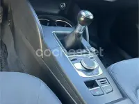 Usado Audi A3 116 CV (85 kW) 2018 Gris / plata Berlina