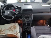 Usado VW Sharan Highline 130 CV (95 kW) 2002 Azul Monovolumen