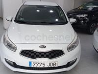 Usado Kia Ceed GT 90 HP (66 kW) 2015 Branco Sedan