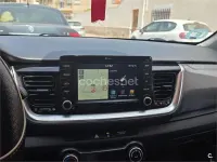 Usado Kia Stonic 115 CV (84 kW) 2020 Blanco SUV