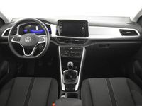 Usado VW T-Roc Life 110 CV (80 kW) 2024 Gris/plata SUV