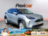 Usado Toyota Yaris Cross Active 116 CV (85 kW) 2025 Gris / plata SUV