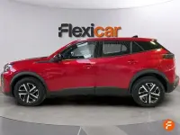 Usado Peugeot 2008 Active 100 CV (73 kW) 2023 Rojo SUV