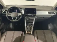 Usado VW T-Roc 110 CV (80 kW) 2024 Rojo SUV