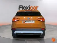 Usado Seat Ateca 4Drive 150 CV (110 kW) 2018 Naranja SUV