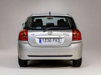 Usado Toyota Corolla Terra 90 CV (66 kW) 2007 Plateado Utilitario