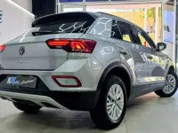 Usado VW T-Roc Life 110 CV (80 kW) 2023 Gris SUV