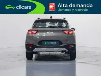 Usado Kia Stonic 120 CV (88 kW) 2023 Gris SUV