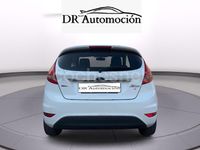 Usado Ford Fiesta Titanium 95 CV (69 kW) 2010 Blanco Utilitario