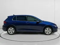 Usado VW Golf VIII Life 110 CV (80 kW) 2022 Azul