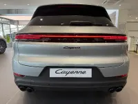 Nuevo Porsche Cayenne E-Hybrid 470 CV (345 kW) 2025 Gris/plata SUV