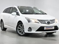 Usado Toyota Avensis Executive 124 CV (91 kW) 2013 Blanco Familiar