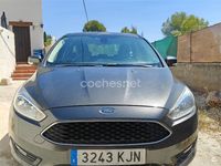 Usado Ford Focus Trend 125 CV (91 kW) 2018 Gris / plata Berlina