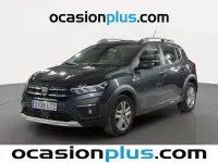 Usado Dacia Sandero Comfort 91 CV (66 kW) 2021 Gris Utilitario