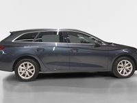 Usado Seat Leon Style 150 CV (110 kW) 2025 Gris / plata Berlina