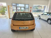 Usado Opel Corsa Enjoy 70 CV (51 kW) 2003 Marrón Utilitario