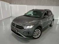 Usado VW T-Roc Life 150 CV (110 kW) 2023 Gris / plata SUV