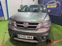 Usado Fiat Freemont Urban 140 CV (102 kW) 2012 Gris / plata SUV