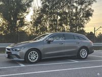 Usado Mercedes CLA200 Shooting Brake 150 CV (110 kW) 2021 Gris / plata Familiar