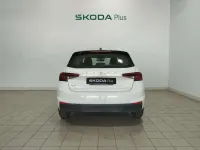 Usado Skoda Fabia Active 80 CV (58 kW) 2023 Blanco Utilitario