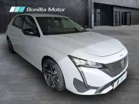 Usado Peugeot 308 Allure 131 CV (96 kW) 2025 Blanco Berlina