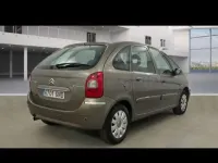 Usado Citroën Xsara Picasso Exclusive 110 CV (80 kW) 2009 Beige Monovolumen