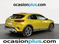 Usado Kia XCeed 136 CV (100 kW) 2020 Amarillo SUV