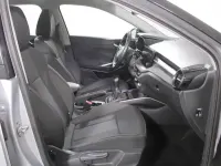 Usado Skoda Fabia Style 95 CV (69 kW) 2022 Gris plata Utilitario