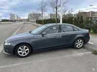 Usado Audi A4 136 CV (100 kW) 2011 Gris / plata Berlina