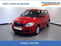 Usado Skoda Fabia 60 CV (44 kW) 2010 Rojo Utilitario